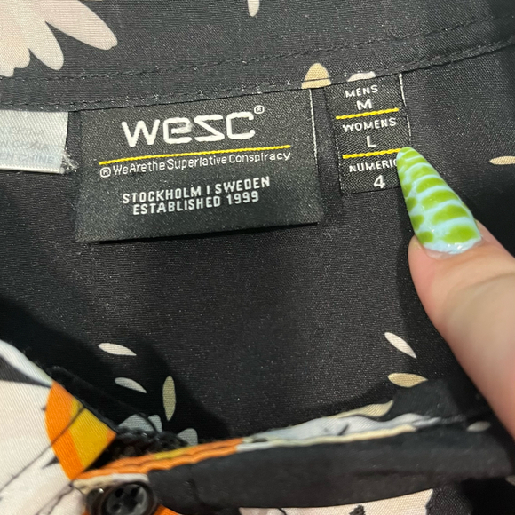 Wesc Odin floral unisex button up - Picture 3 of 4